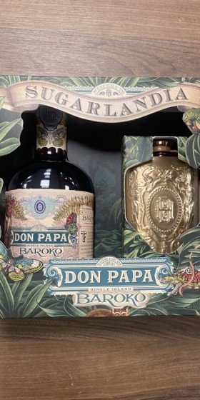 Don papa baroko met flask