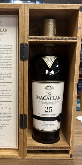 The Macallan Sherry Oak 25 Years Release 24